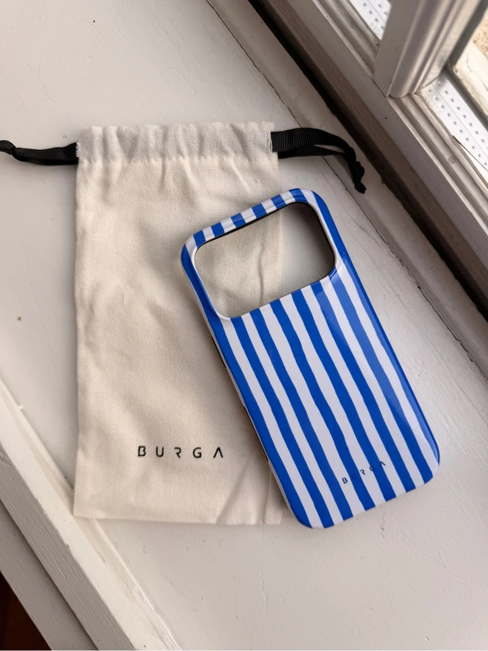 NWT Burga Kafenio Blue & White Stripe iPhone 17 Pro Case